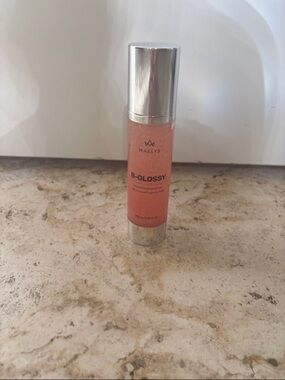 Maely’s  B glossy body serum